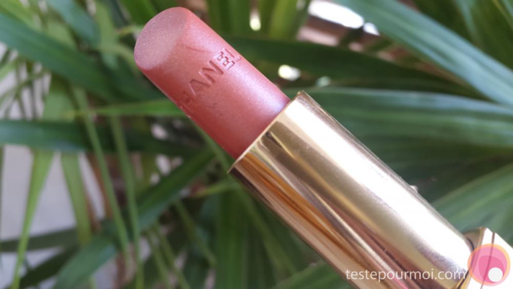 rouge-a-levres-allure-59-nude-chanel-test