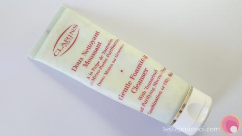 Mon doux nettoyant moussant de Clarins qui me suit partout