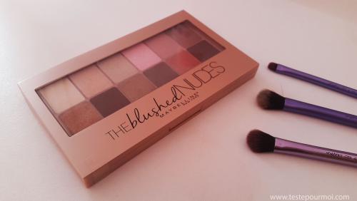 The Blushed Nudes Palette : swatches and review